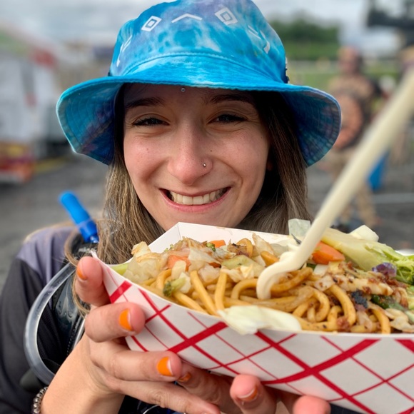 Meet your Posher, Sophia - Picture 2 of 12